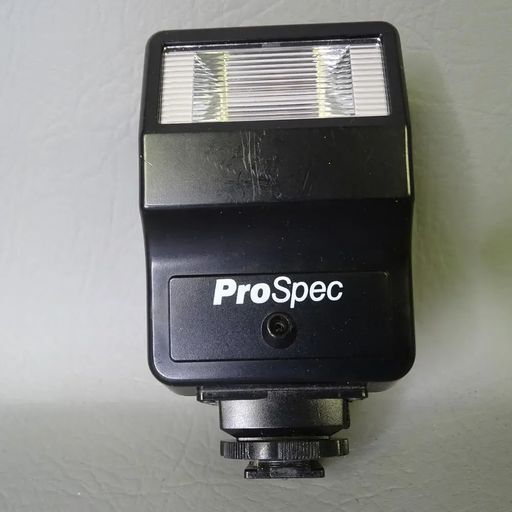ProSpec Lens Auto Zoom 1:3.9 f=80-200mm 86761852 ProSpec Flash
